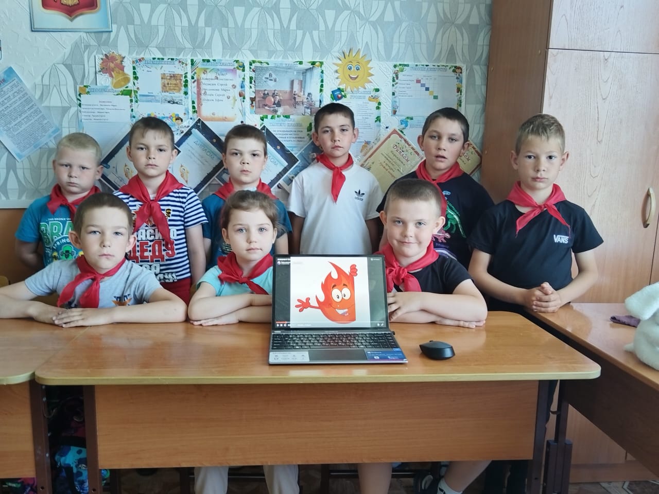 Изображения.
